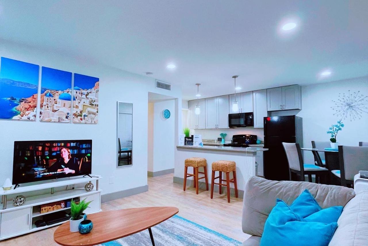 Modern Santorini Suite Houston Nrg Tmc Luxurious Walkable Экстерьер фото