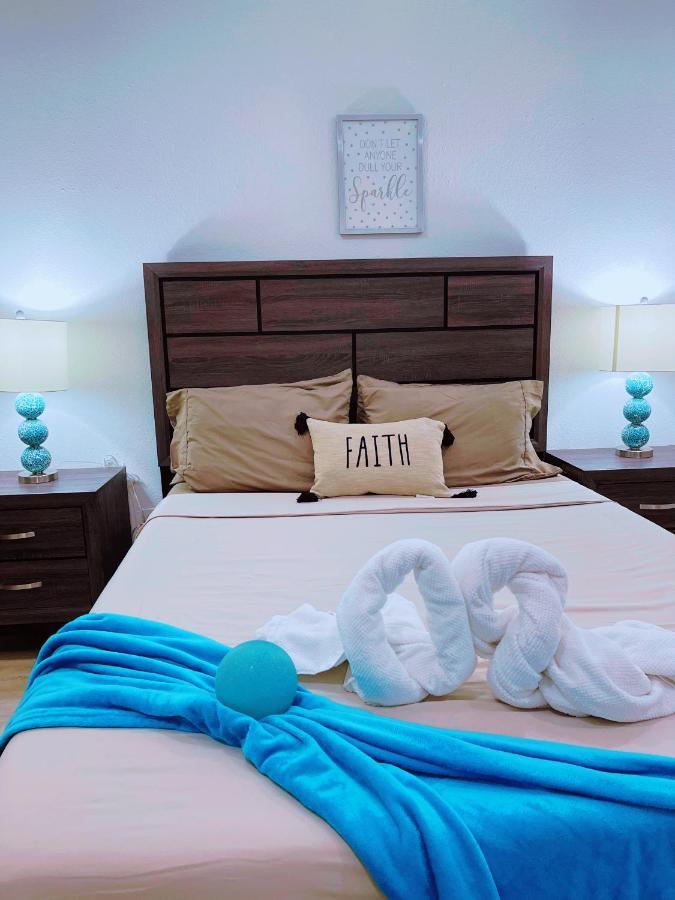 Modern Santorini Suite Houston Nrg Tmc Luxurious Walkable Экстерьер фото