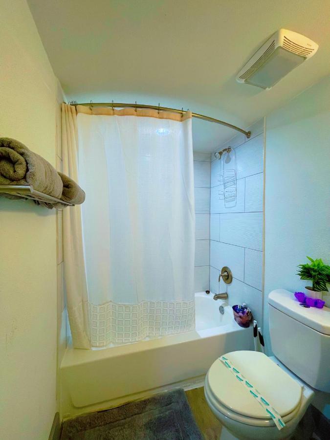 Modern Santorini Suite Houston Nrg Tmc Luxurious Walkable Экстерьер фото
