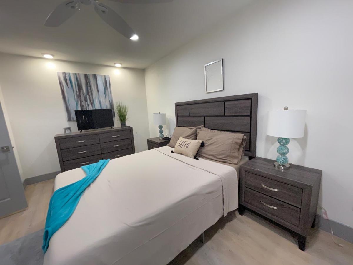 Modern Santorini Suite Houston Nrg Tmc Luxurious Walkable Экстерьер фото
