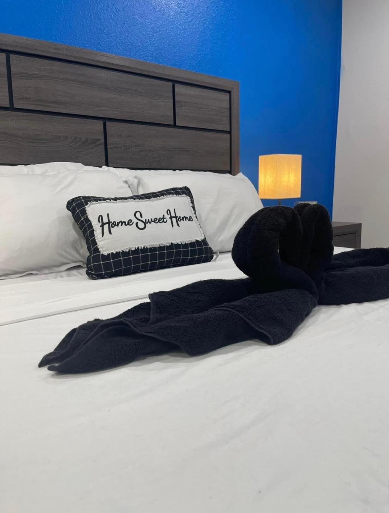 Modern Santorini Suite Houston Nrg Tmc Luxurious Walkable Экстерьер фото